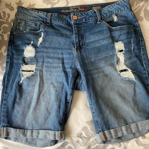 Faded Glory Bermuda shorts